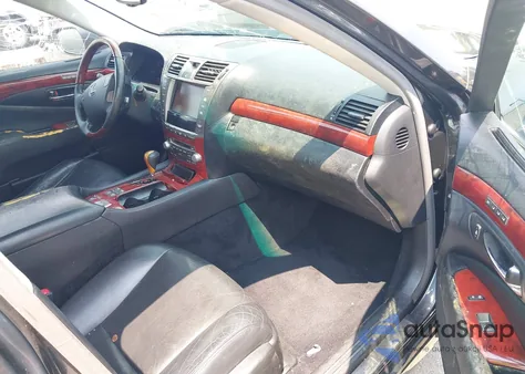 2010 Lexus Ls 460 z USA, uszkodzony, nr VIN JTHCL5EF4A5007311